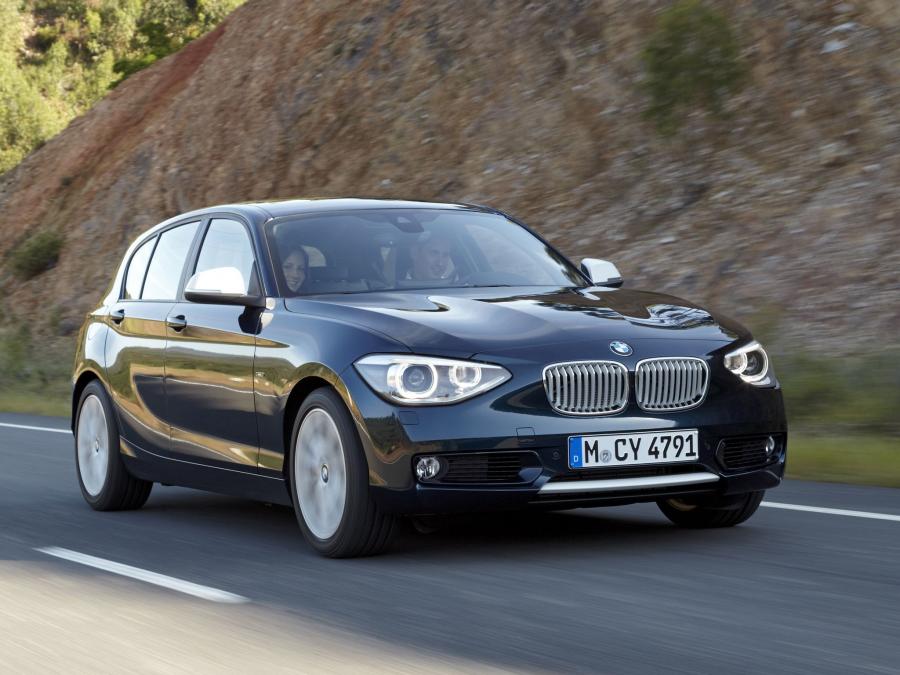  BMW 120d 5-Door Urban Line 2011 года  (фото 21 из 30)